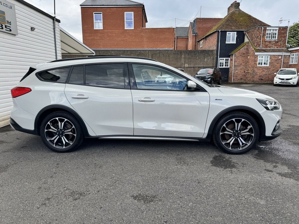 Ford Focus Estate 1.5 Focus Active X Estate 1.5L Ecoblue 120P MW70ORK White #3