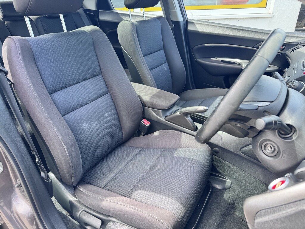 Honda Civic 1.8 I-vtec Es Silver #6