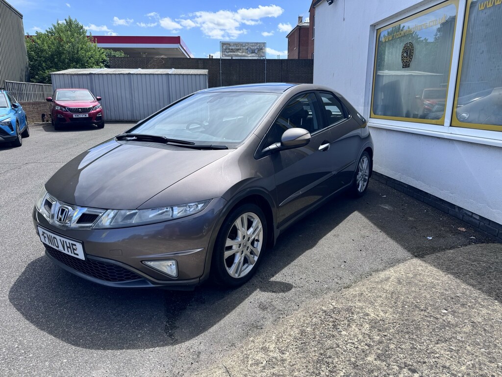 Honda Civic 1.8 I-vtec Es Silver #2