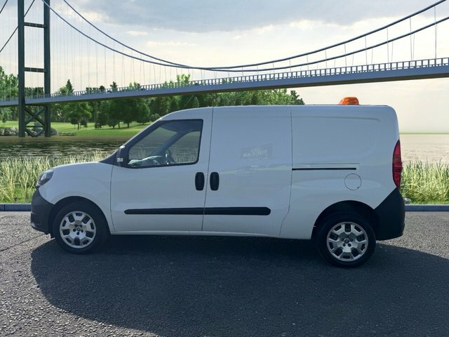 Fiat Doblo 1.6 Multijetii Maxi Trekking Panel Van 6Dr White #6