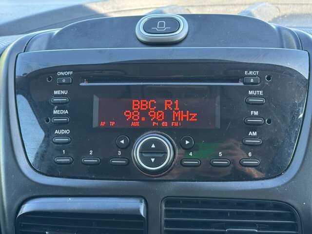 Fiat Doblo 1.6 Multijet 16V 105 Tecnico Van Start Stop White #19