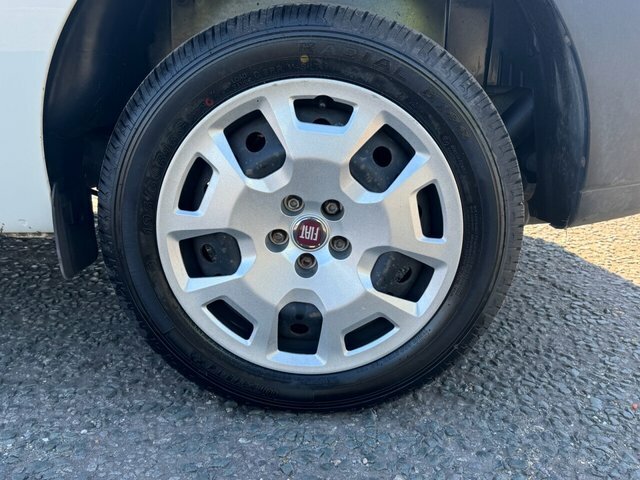 Fiat Doblo 1.6 Multijet 16V 105 Tecnico Van Start Stop White #27