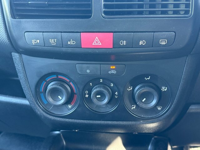 Fiat Doblo 1.6 Multijet 16V 105 Tecnico Van Start Stop White #20