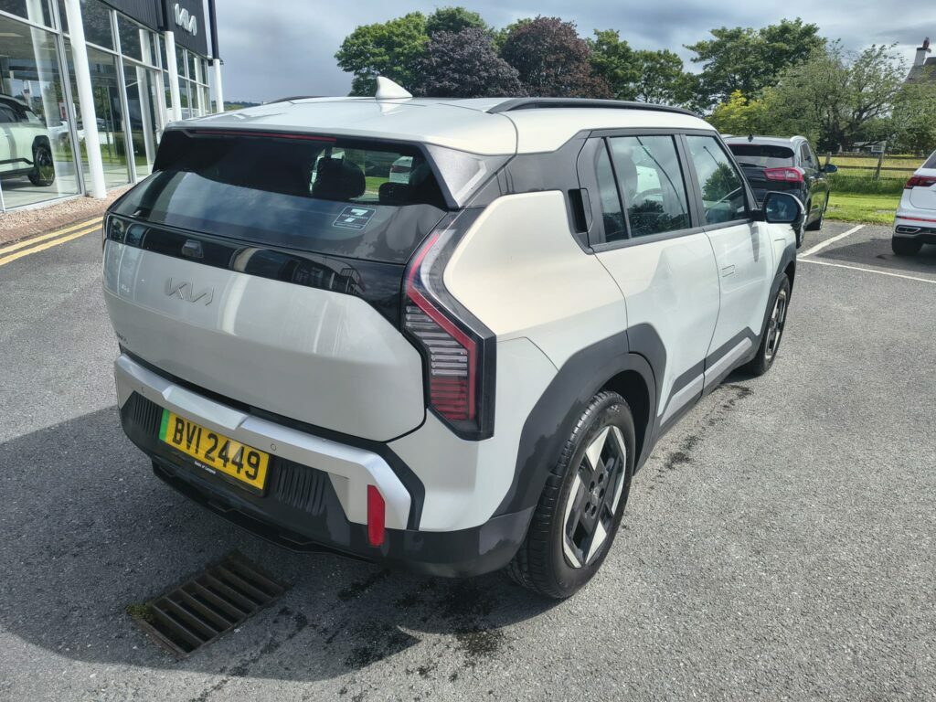 Kia EV3 81.4 Kwh Air Silver #5