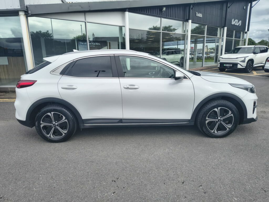 Kia Xceed 1.6 Gdi Phev 3 Phev SK71YON White #2