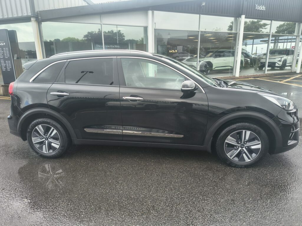 Kia Niro 1.6 Gdi 3 Phev YHZ6944 Black #3