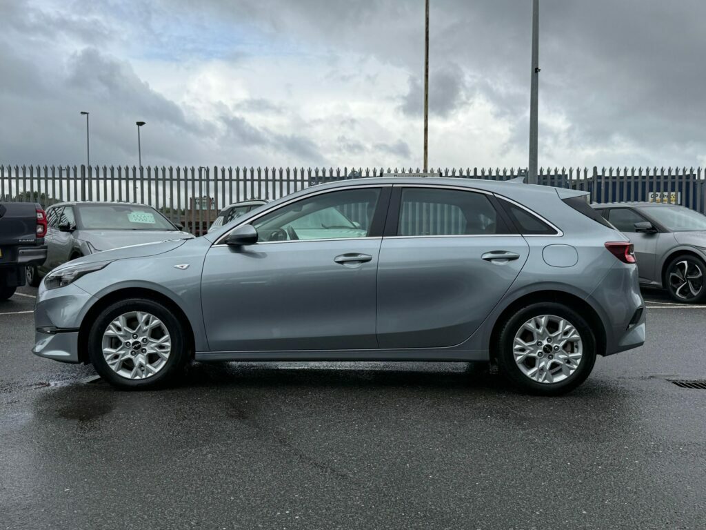 Kia Ceed 1.5 T-gdi Mt 2 CA74YUV Silver #4