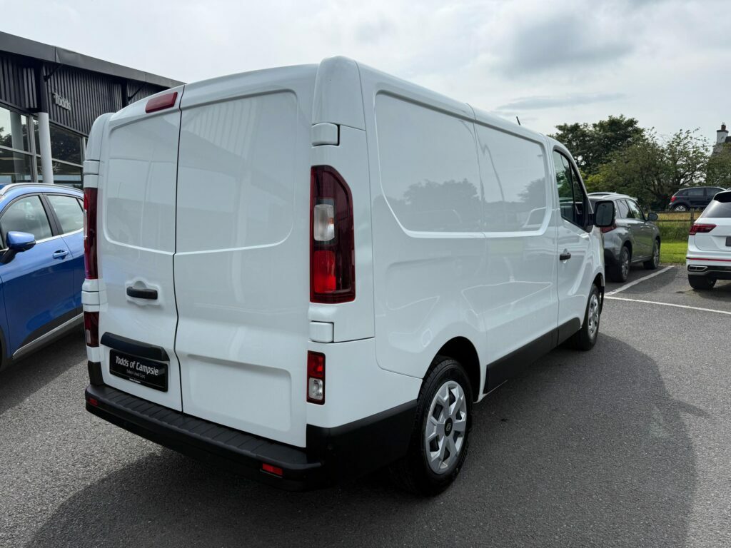Renault Trafic 2.0 Dci Blue Sl30 Advance Panel Van Man YE25HRC White #6