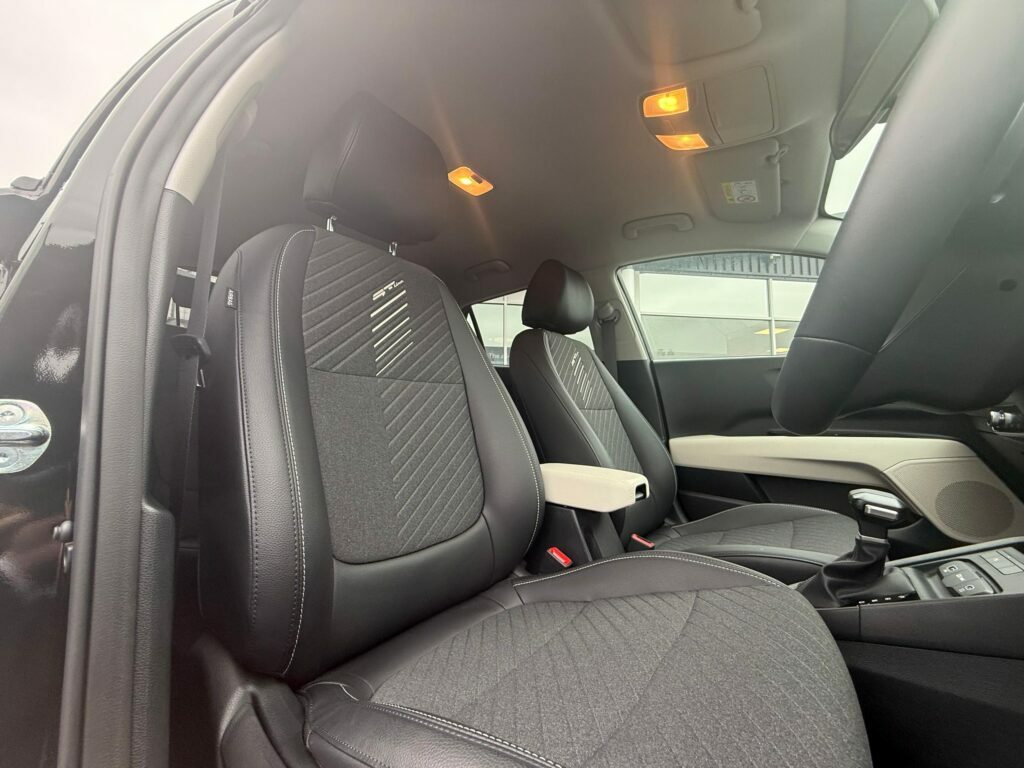 Kia Stonic 1.0T Gdi 48V 113 Gt-line S Dct #24