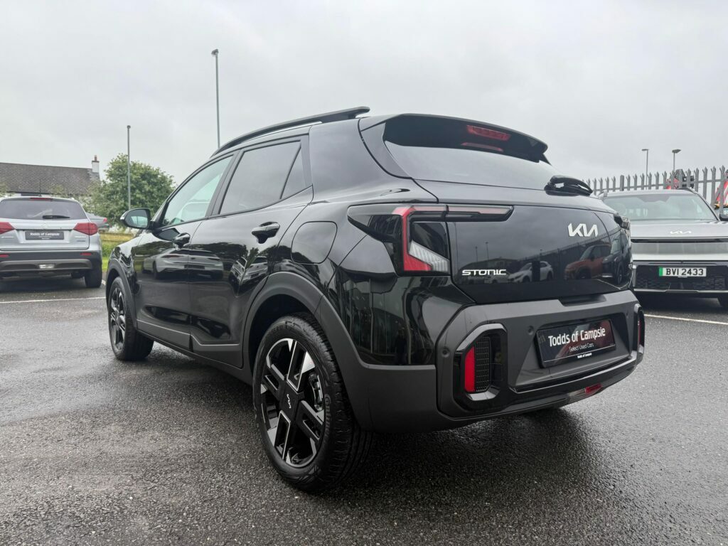 Kia Stonic 1.0 T-gdi Dct Mhev Gt-line Black #5
