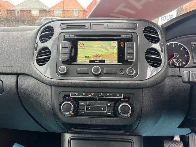 Volkswagen Tiguan 2.0 Tdi Bluemotion Tech Match Dsg YY15BZM White #4