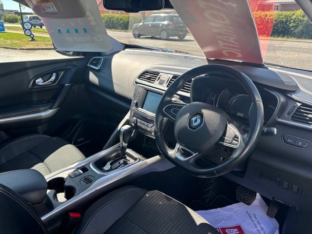 Renault Kadjar 1.5 Dci Signature Nav Edc HN16VMY Black #4