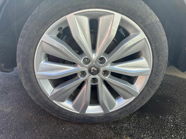 Renault Kadjar 1.5 Dci Signature Nav Edc HN16VMY Black #6