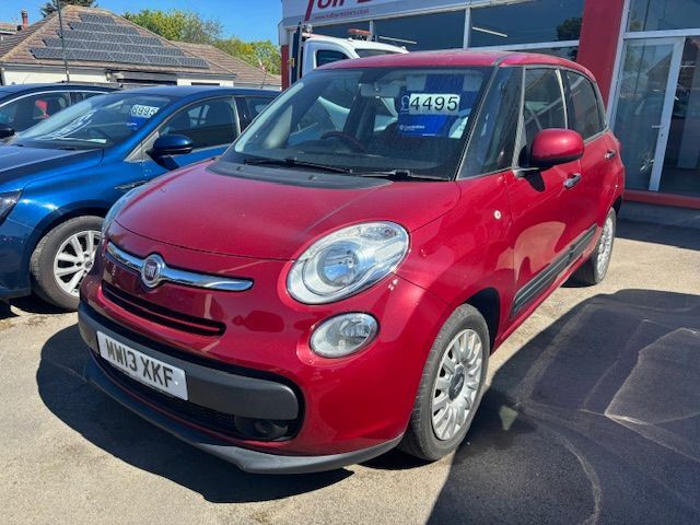 Fiat 500L 1.4 Easy Red