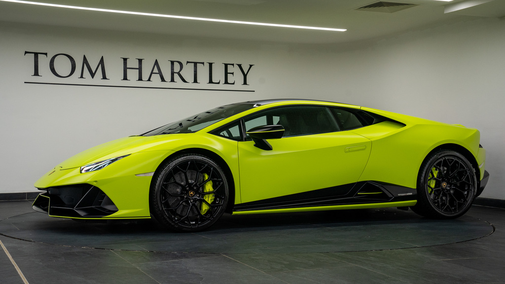 Lamborghini Huracan Sto  #17