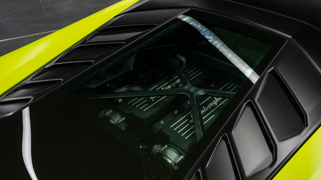 Lamborghini Huracan Sto  #23