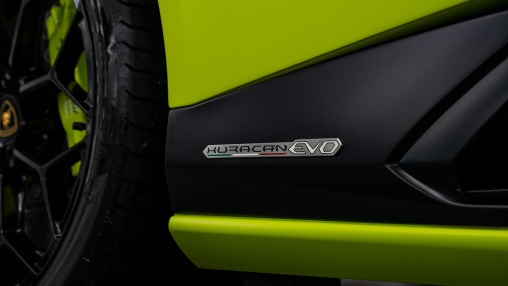 Lamborghini Huracan Sto  #12