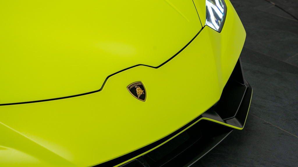 Lamborghini Huracan Sto  #10