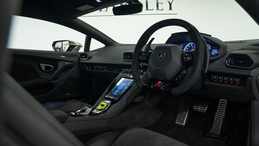Lamborghini Huracan Sto  #26