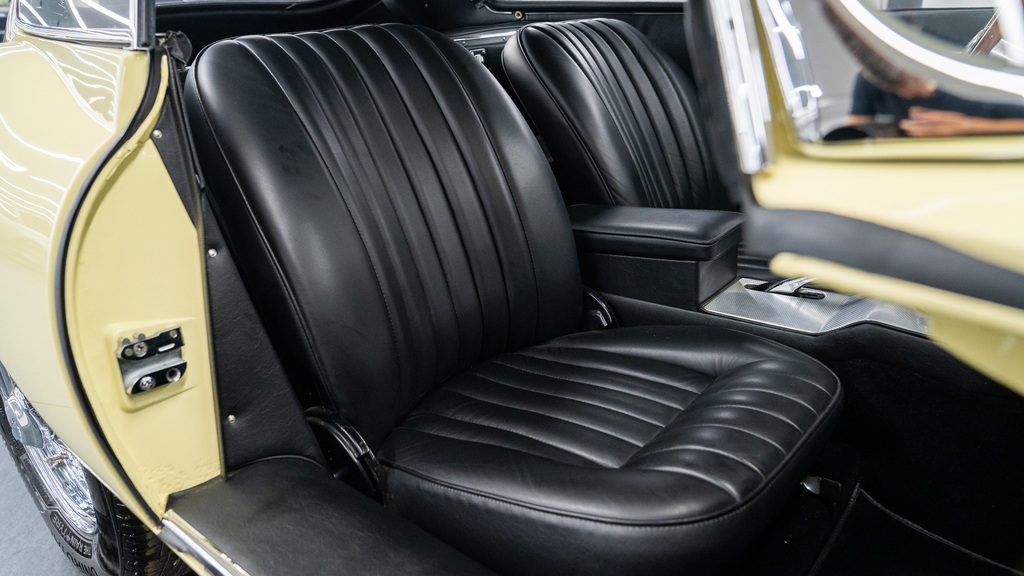 Jaguar E-Type Diesel  #18