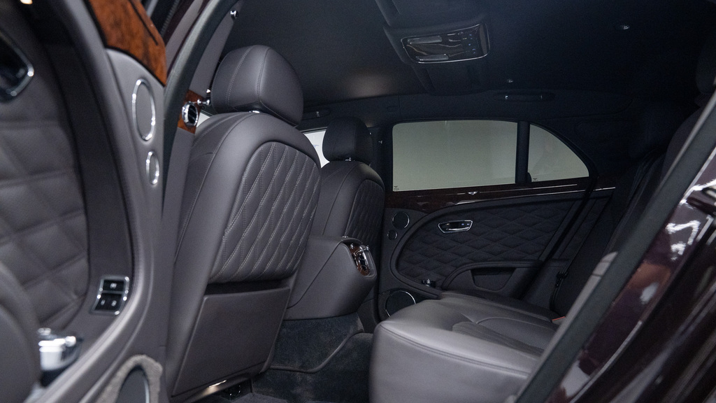 Bentley Mulsanne Saloon  #21
