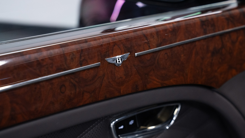 Bentley Mulsanne Saloon  #24