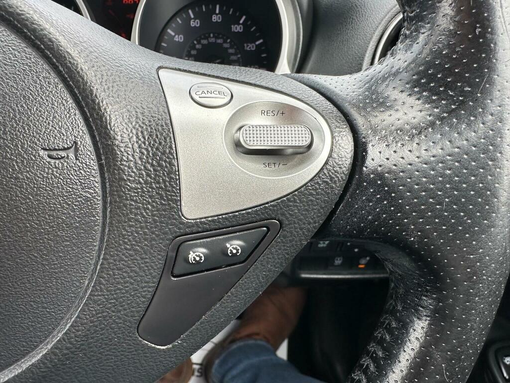 Nissan Juke Hatchback White #16