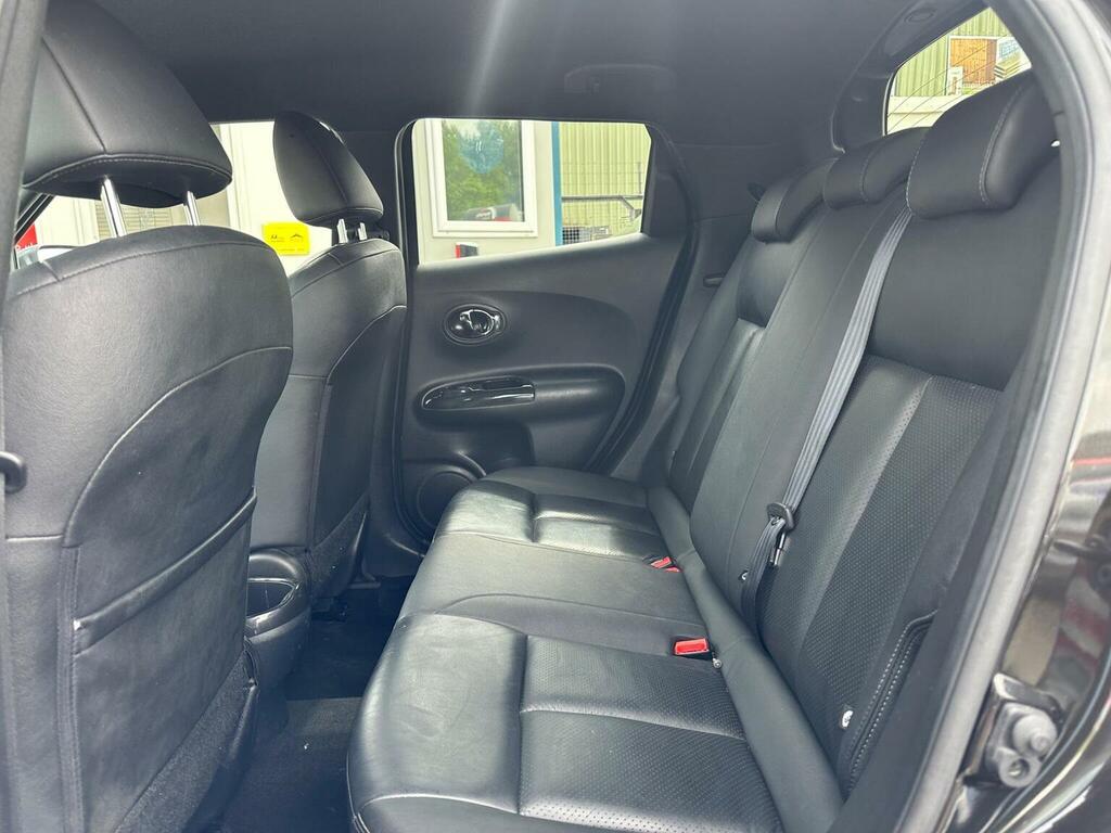 Nissan Juke Hatchback White #14