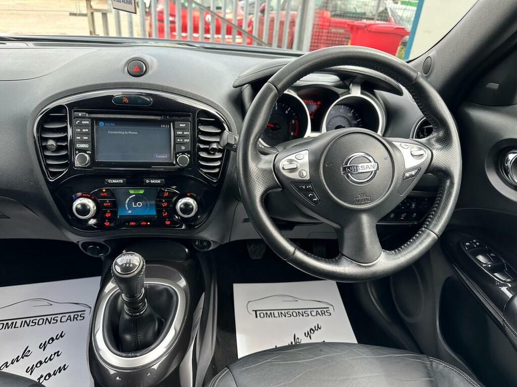 Nissan Juke Hatchback White #9