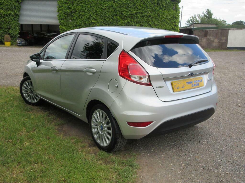 Ford Fiesta 1.0T Ecoboost Titanium Euro 5 S S Silver #2