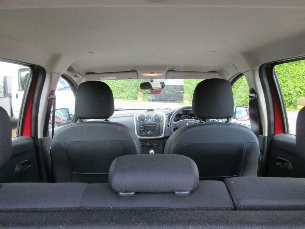 Dacia Sandero Stepway Stepway White #25