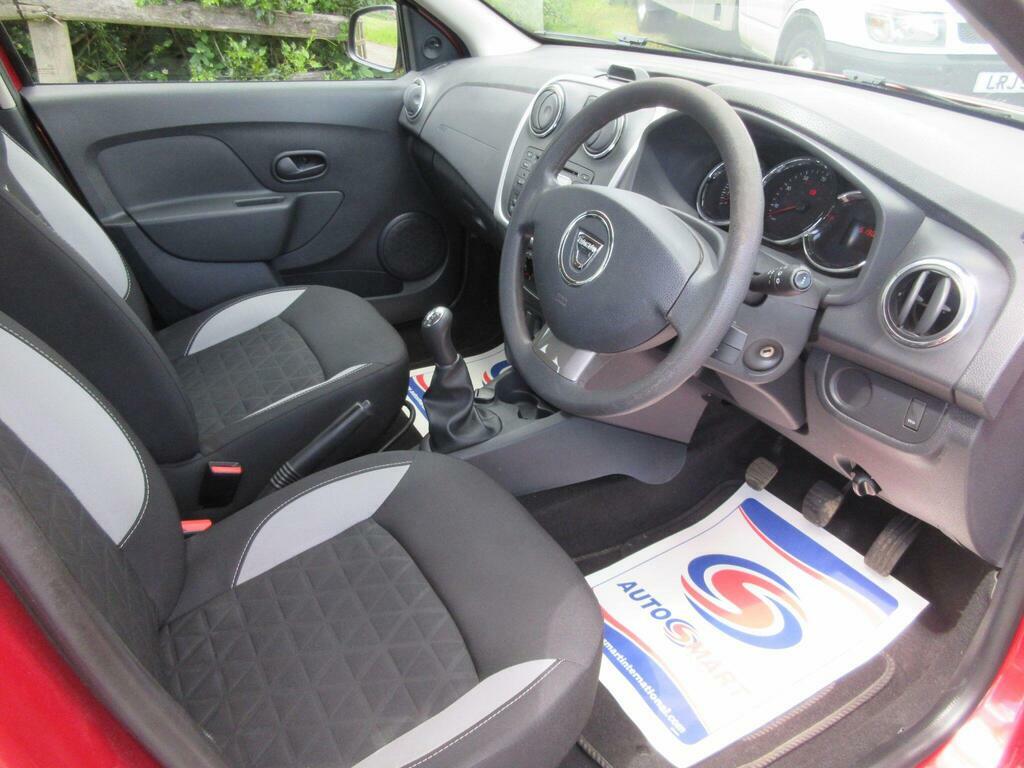 Dacia Sandero Stepway Stepway White #18
