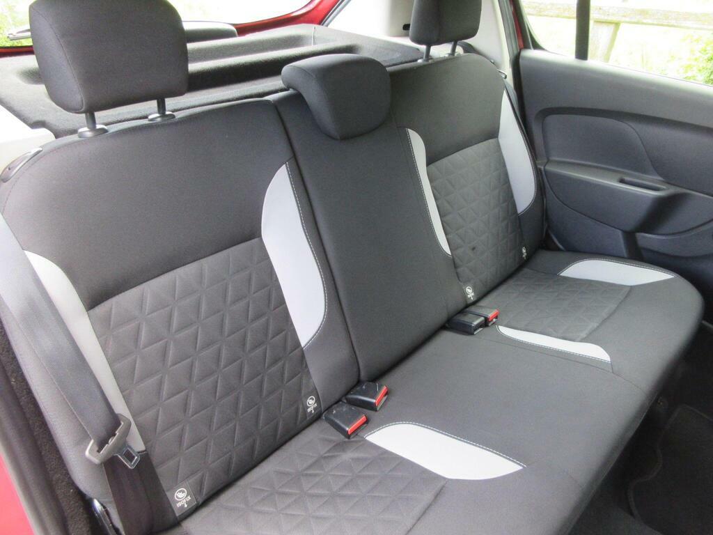 Dacia Sandero Stepway Stepway White #24
