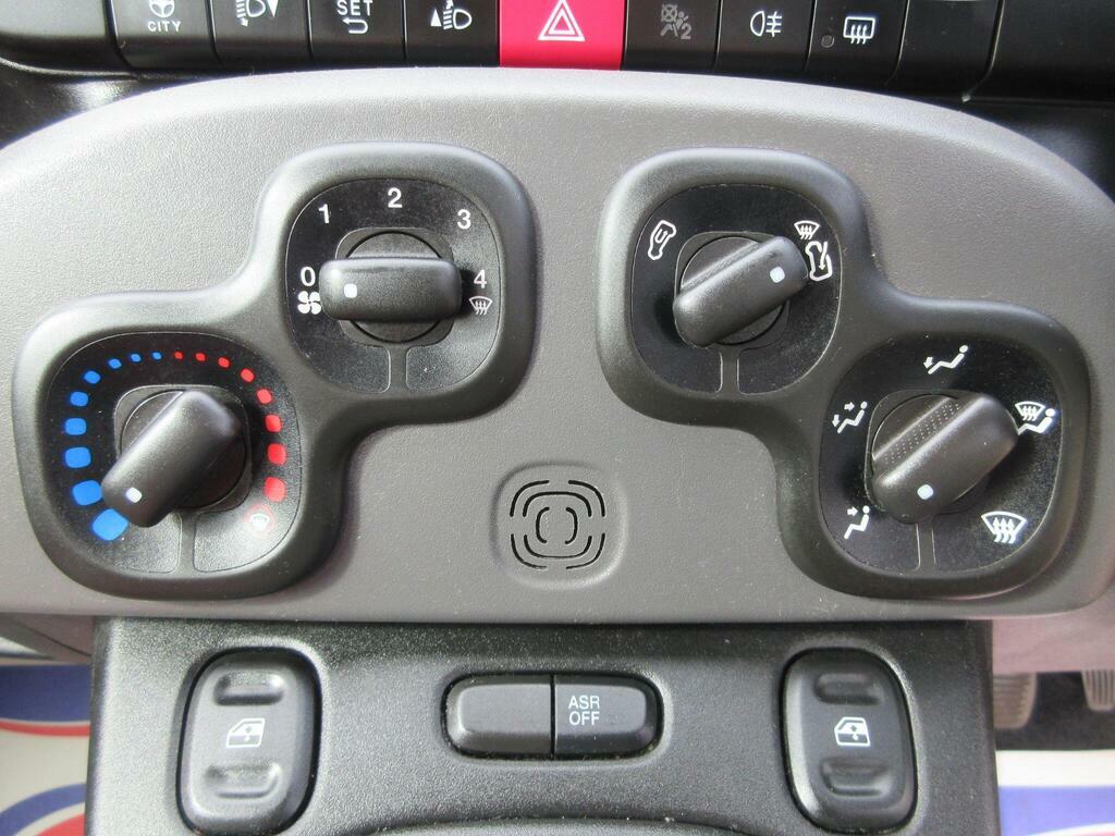 Fiat Panda 0.9 Twinair Lounge Hatchback Dualogic E White #28