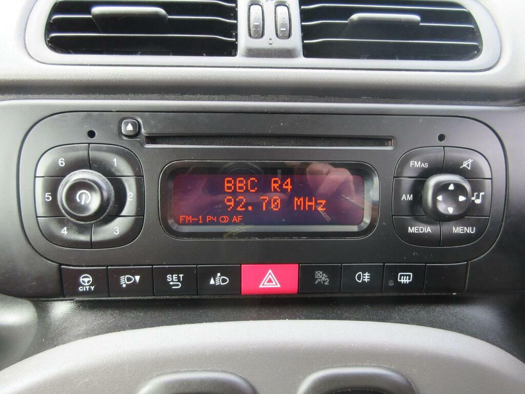 Fiat Panda 0.9 Twinair Lounge Hatchback Dualogic E White #27