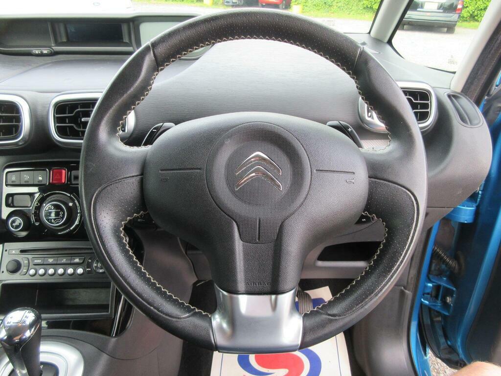 Citroen C3 Picasso  White #32