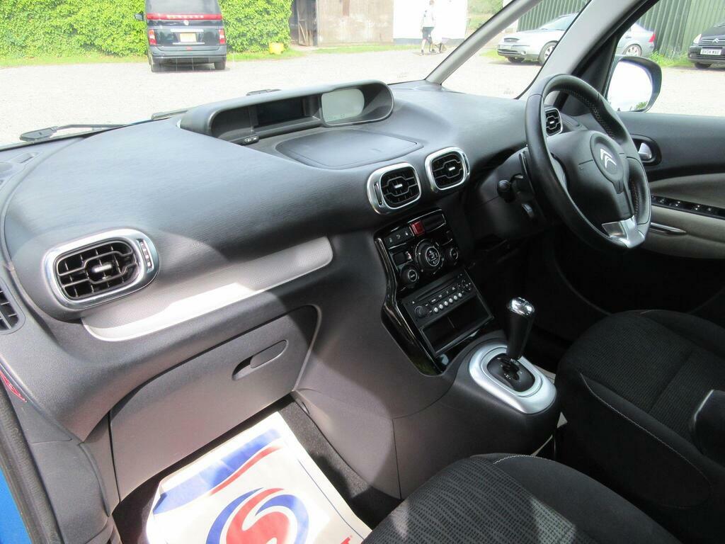 Citroen C3 Picasso  White #22