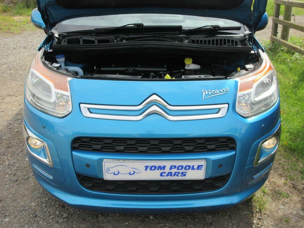 Citroen C3 Picasso  White #51