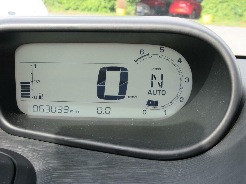 Citroen C3 Picasso  White #37