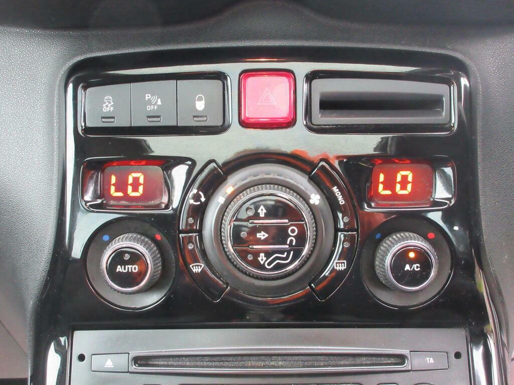 Citroen C3 Picasso  White #42