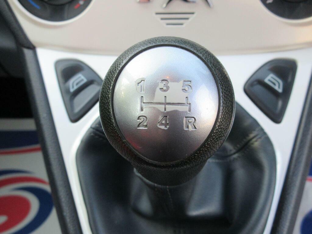 Ford KA Hatchback 1.2 Edge Euro 5 Ss 201212 Black #25