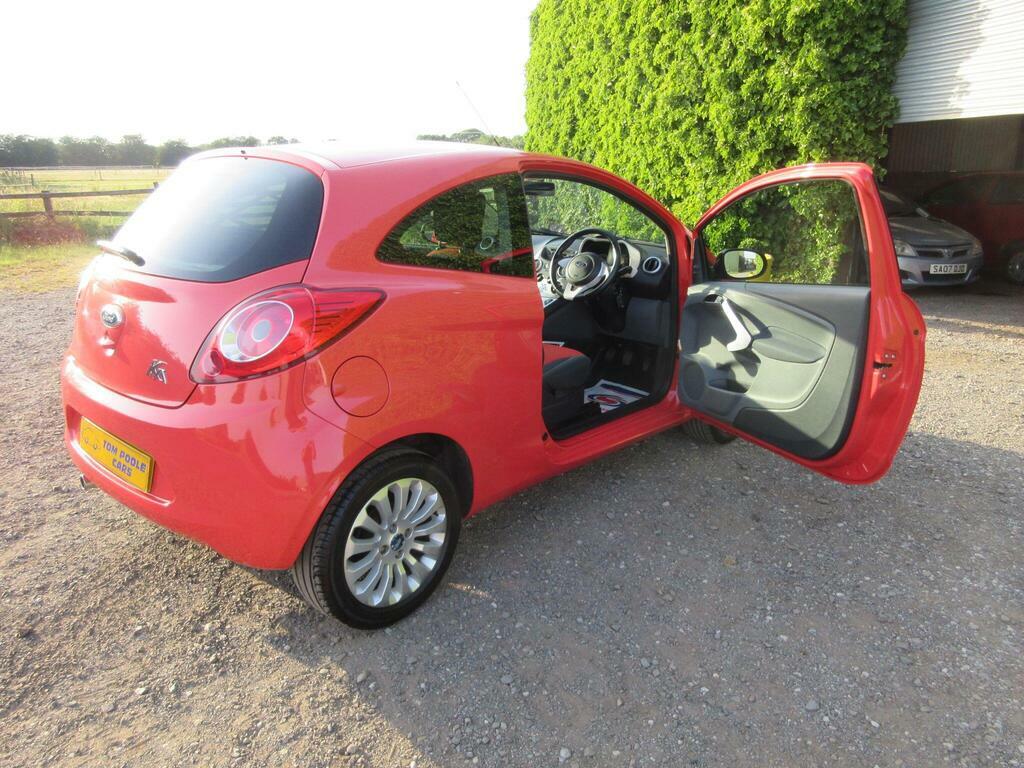 Ford KA Hatchback 1.2 Edge Euro 5 Ss 201212 Black #9