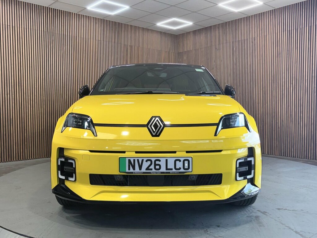 Renault 5 E-Tech Comfort Range 52Kwh Iconic Five Hatchback Elec  #2