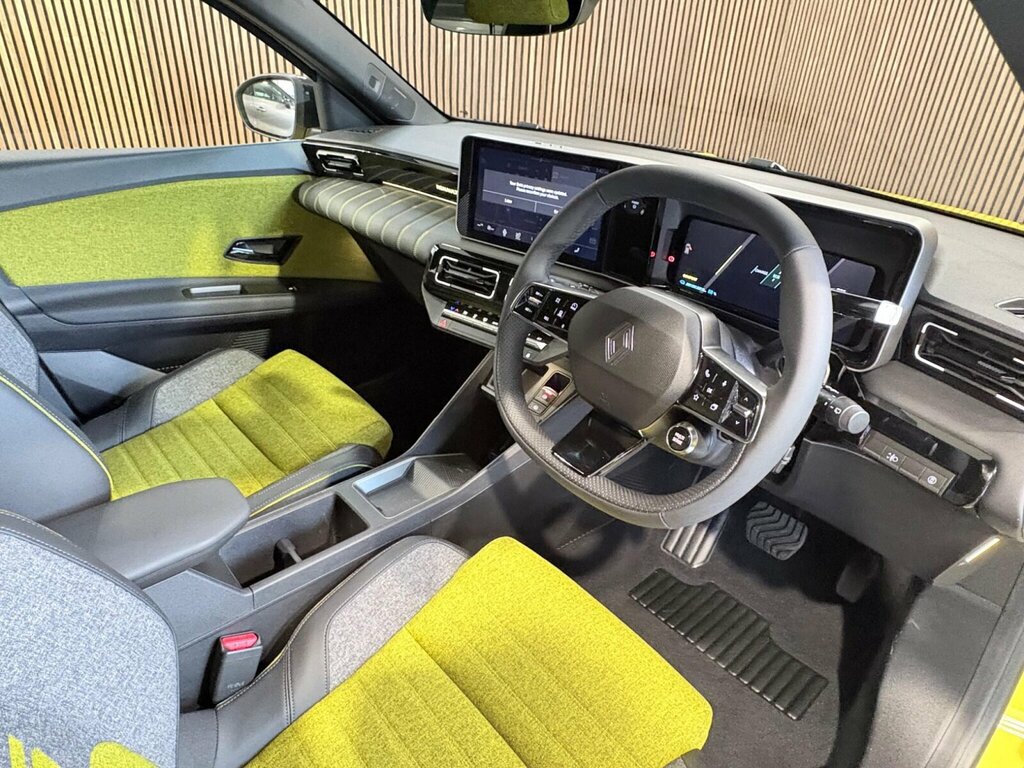 Renault 5 E-Tech 5 110Kw Techno Comfort Range 52Kwh Hatc White #9