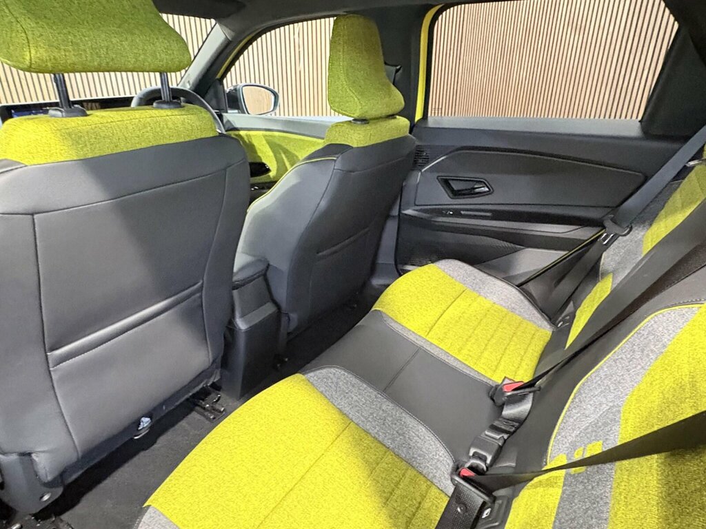 Renault 5 E-Tech 5 110Kw Techno Comfort Range 52Kwh Hatc White #15