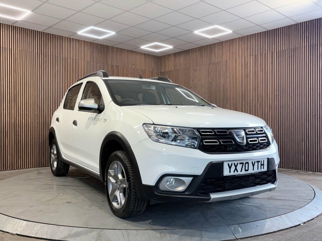 Dacia Sandero Stepway 1.0 Tce Essential Hatchback Euro