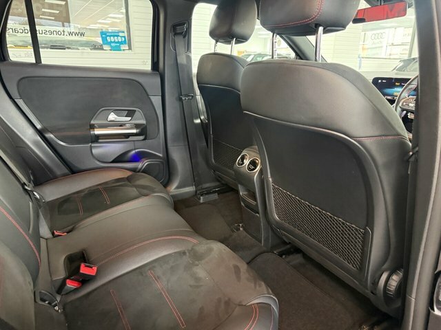 Mercedes-Benz EQA Suv Black #4
