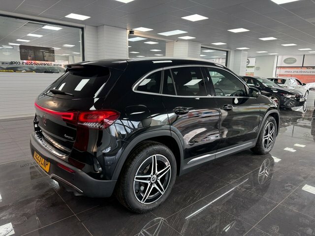 Mercedes-Benz EQA Suv Black #2