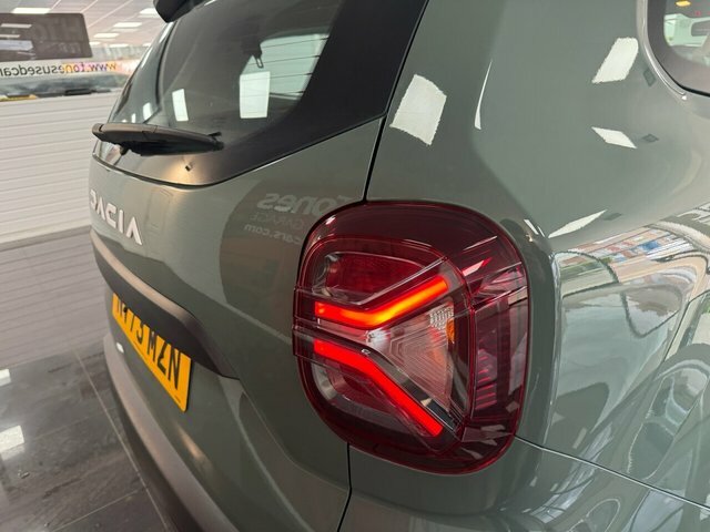 Dacia Duster Suv Green #6