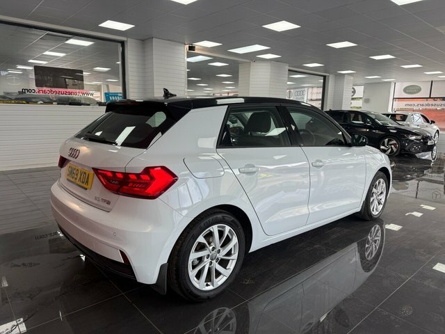 Audi A1 Sportback Tfsi Sport SM69XDA White #2